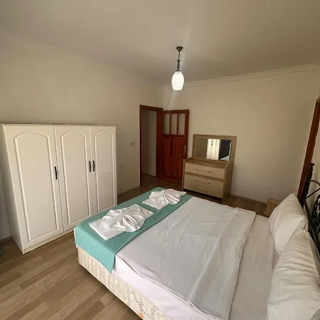 Apartment Two Bedroom In Close To Centre *