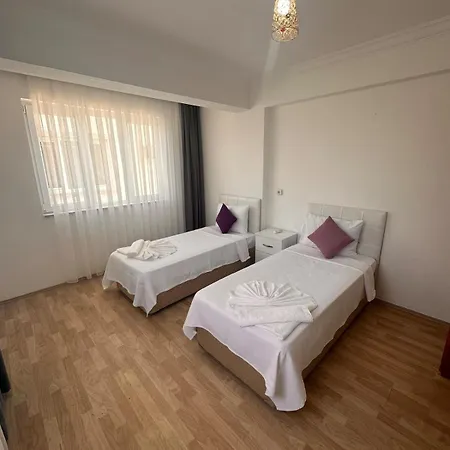 Apartment Two Bedroom In Close To Centre