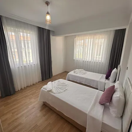 Apartment Two Bedroom In Close To Centre
