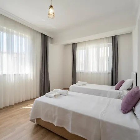Two Bedroom In Close To Centre Apartment