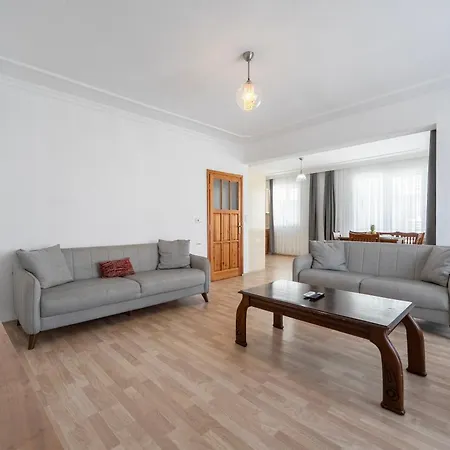 Two Bedroom In Close To Centre アパート *